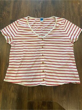 Striped boxy fit tee button front red white cotton size medium